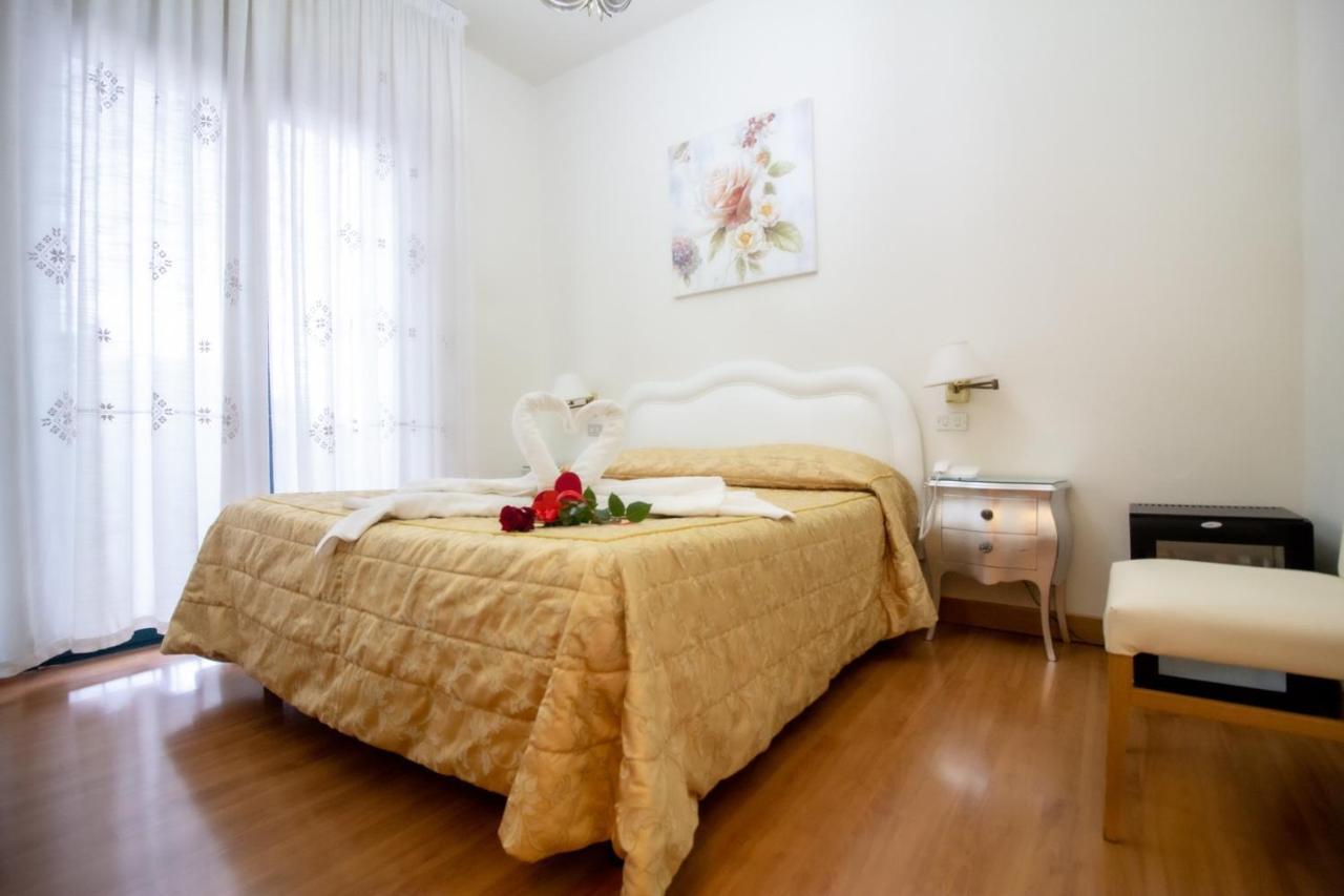 Hotel Nuovo Savi Montecatini Terme Bagian luar foto