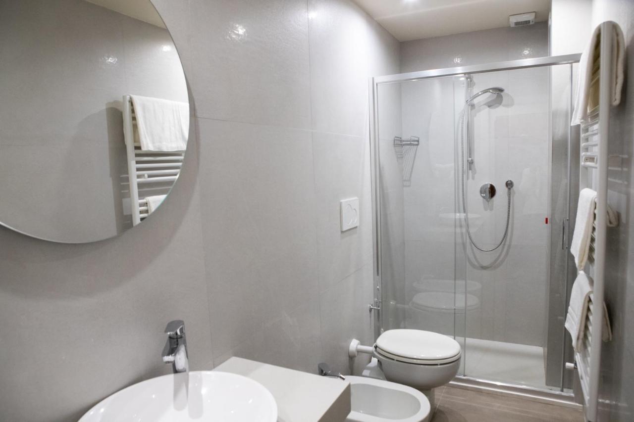 Hotel Nuovo Savi Montecatini Terme Bagian luar foto
