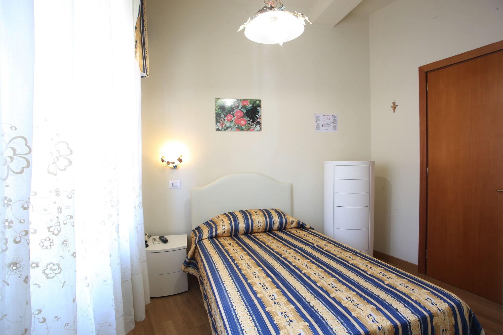 Hotel Nuovo Savi Montecatini Terme Bagian luar foto