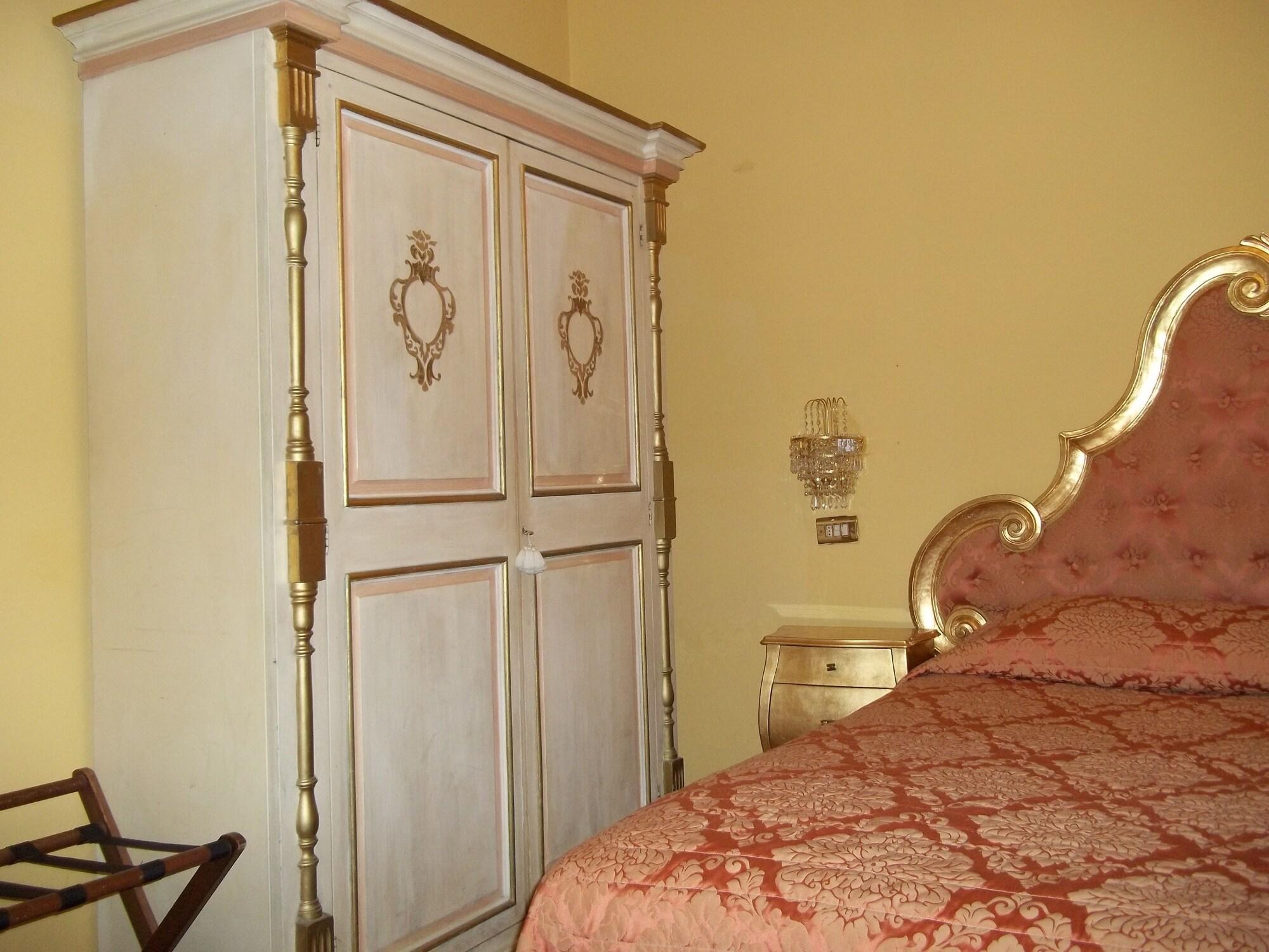 Hotel Nuovo Savi Montecatini Terme Bagian luar foto