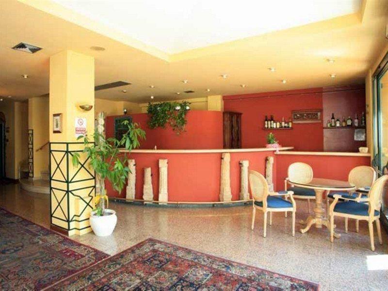 Hotel Nuovo Savi Montecatini Terme Bagian luar foto