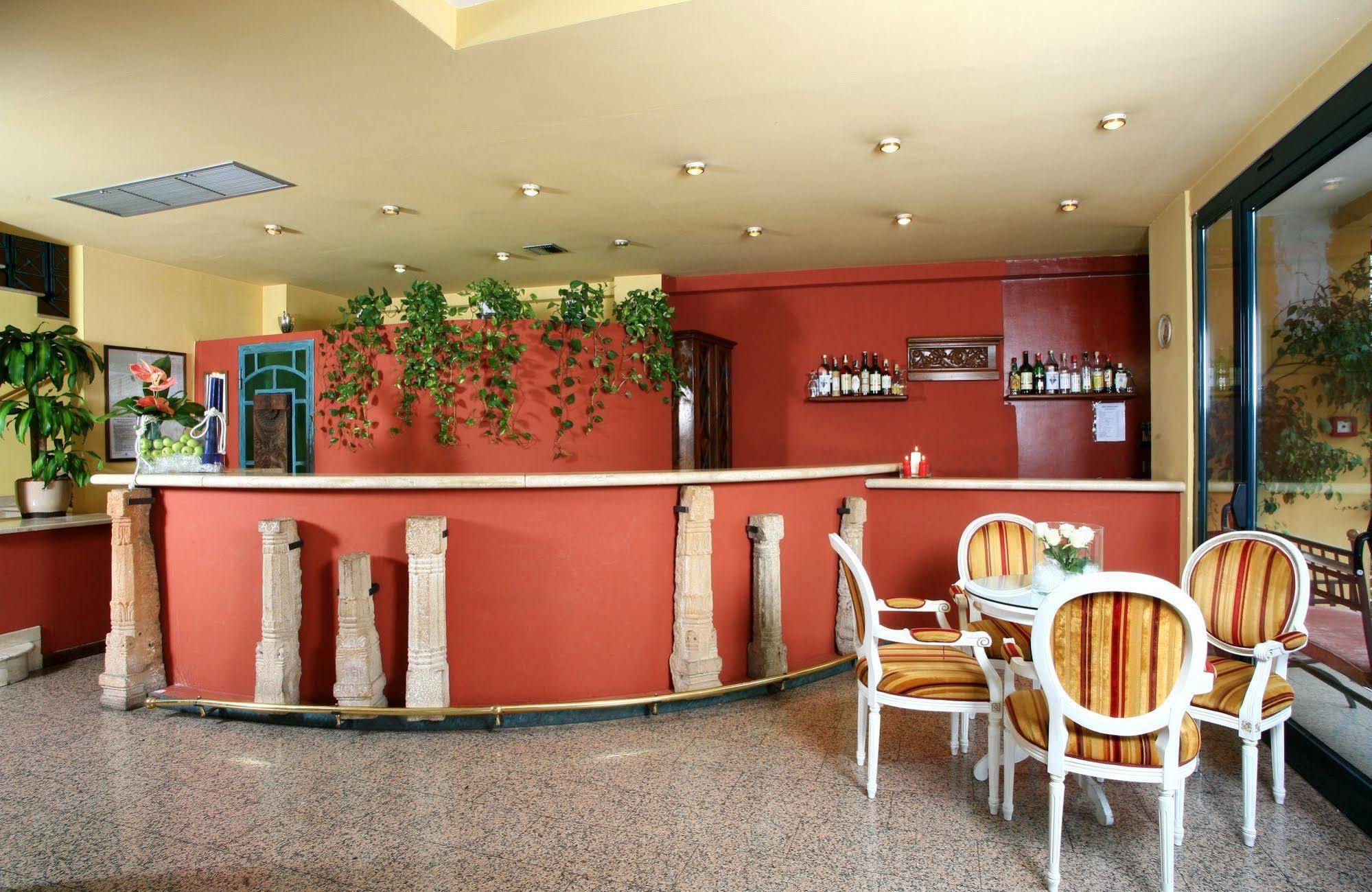 Hotel Nuovo Savi Montecatini Terme Bagian luar foto